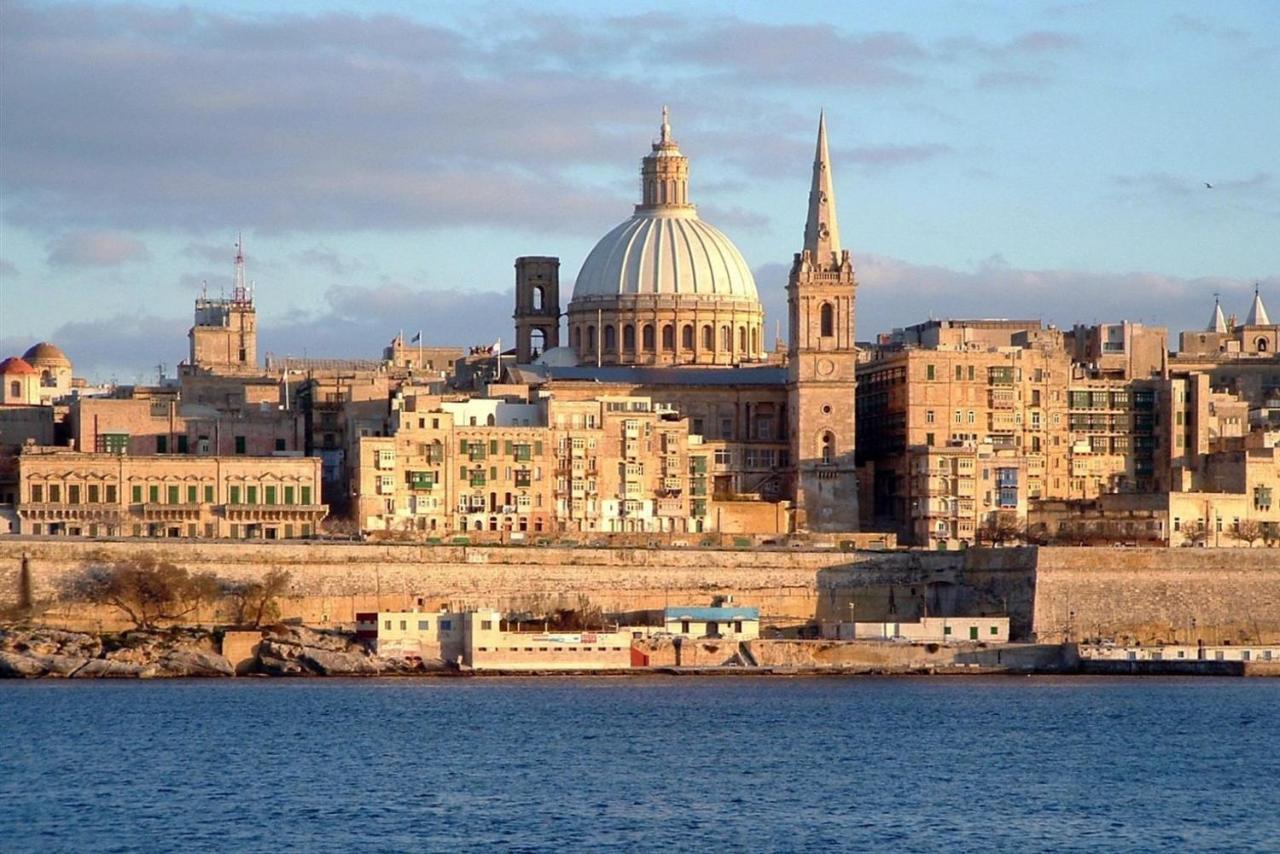 Modern 1Br Maisonette Steps From The Promenade Sliema Extérieur photo
